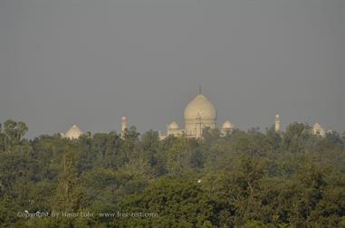 04 Hotel_Clarks_Shiraz,_Agra_DSC5526_d_H600